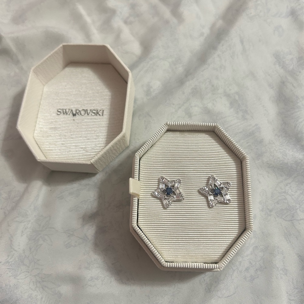 Swarovski Silver Star Earrings